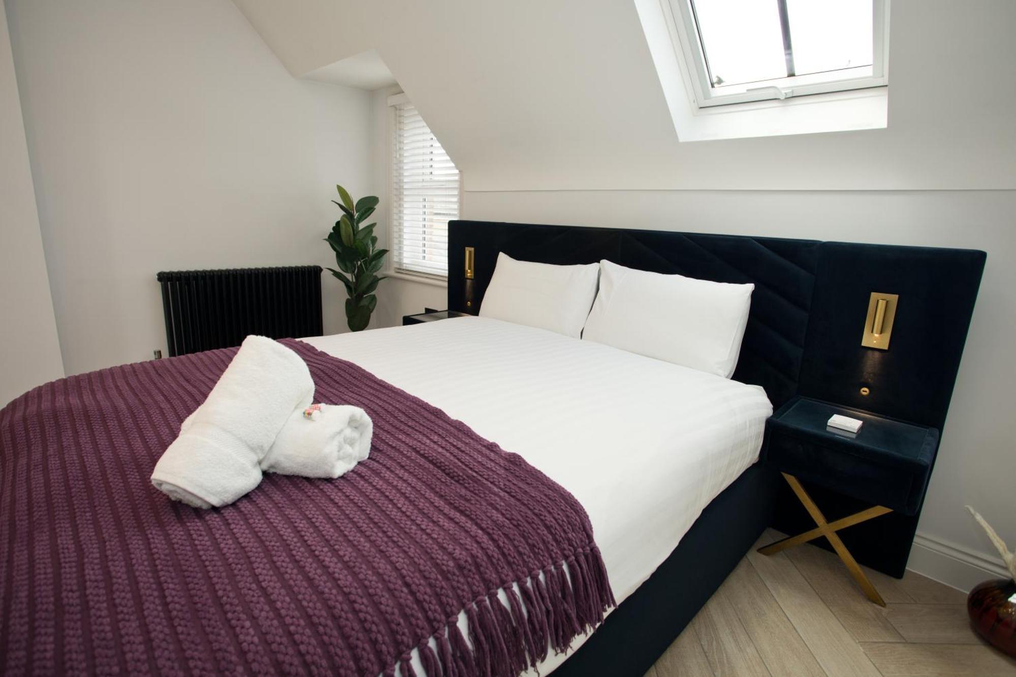 Ultra Stylish Apt Set In An Affluent Location Poole Luaran gambar